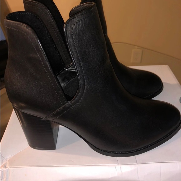 ALDO Booties - Picture 4 of 5